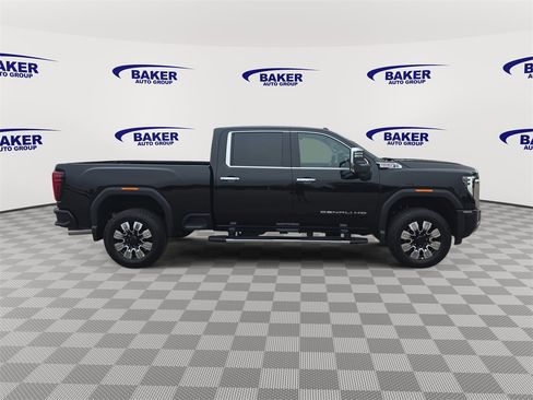 New 2026 GMC Sierra 2500 Denali w/ Denali Reserve Package image 4