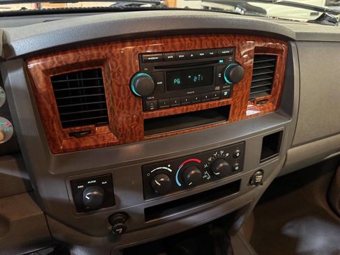 Used 2006 Dodge Ram 3500 Truck SLT w/ Light Group image 39