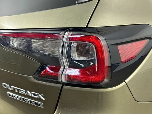 Used 2024 Subaru Outback Touring XT AWD/4WD image 34