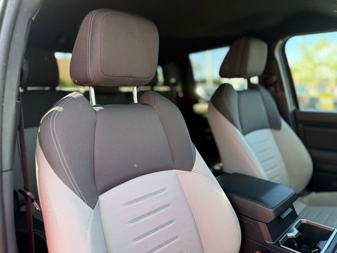 Used 2024 Toyota Tacoma TRD Sport AWD/4WD image 22