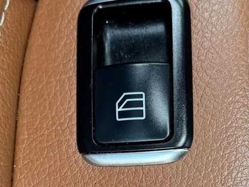 Used 2016 Mercedes-Benz GLE 400 4MATIC image 31