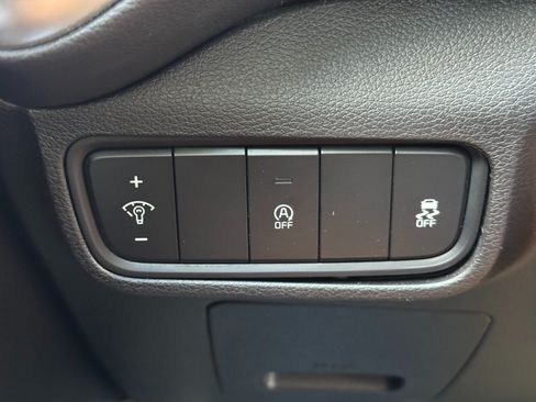 Used 2021 Kia Soul LX FWD image 16
