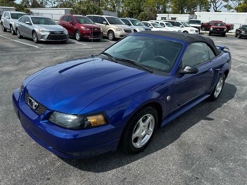 Used 2004 Ford Mustang Deluxe Convertible image 20