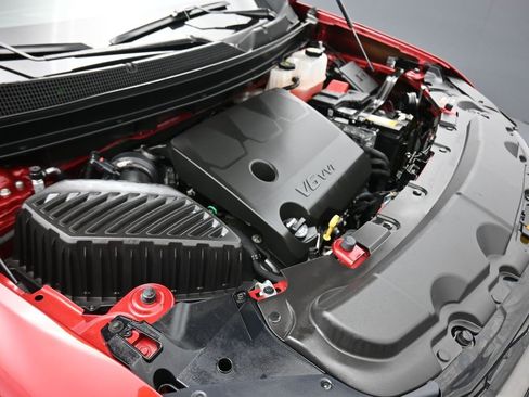 Used 2023 Chevrolet Traverse RS image 69