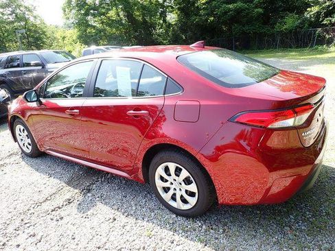 Certified 2026 Toyota Corolla LE FWD image 5