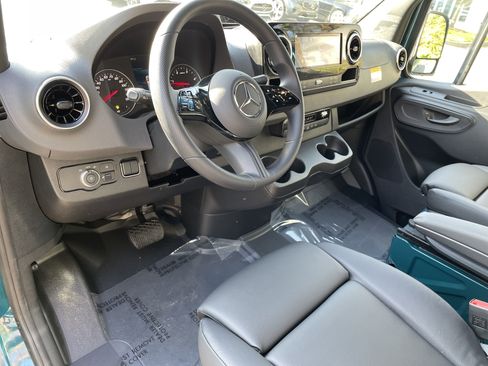 New 2025 Mercedes-Benz Sprinter 2500 image 22