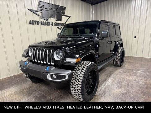 Used 2023 Jeep Wrangler Unlimited Sahara w/ Cold Weather Group image 1