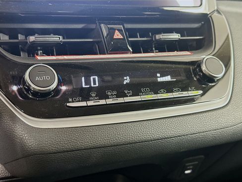 Used 2026 Toyota Corolla LE FWD image 23