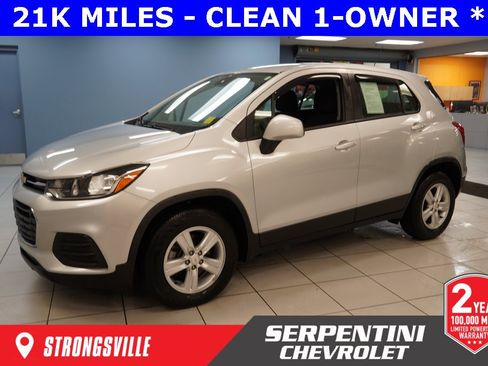 Used 2021 Chevrolet Trax LS image 1
