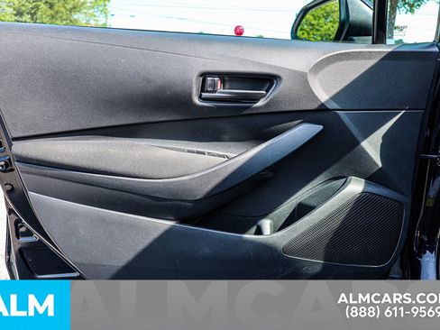 Used 2023 Toyota Corolla LE image 46