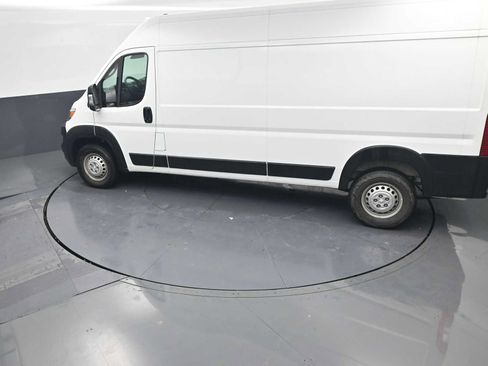 Used 2025 RAM ProMaster 2500 w/ Convenience Group FWD image 40