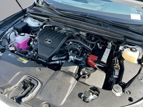Used 2025 Lexus RX 350 Premium w/ Accessory Package (Z1) FWD image 14