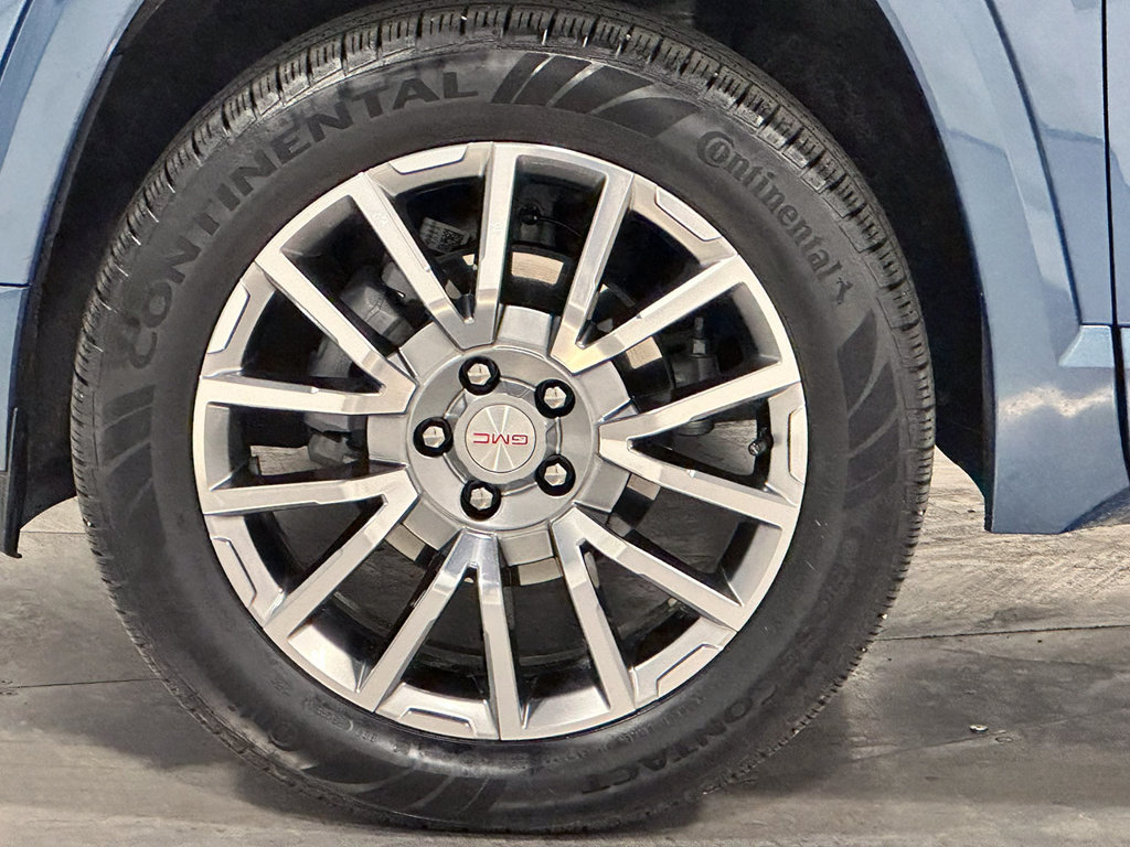 Used 2026 GMC Terrain Denali AWD/4WD image 16