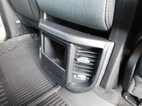 Used 2021 RAM 1500 Big Horn image 11