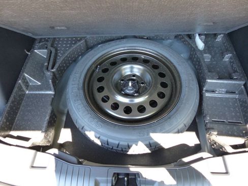 Used 2024 Ford Escape Active w/ Cold Weather Package FWD image 38