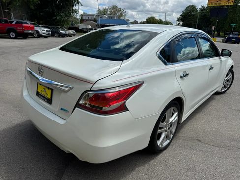 Used 2014 Nissan Altima 3.5 SL w/ Technology Package FWD image 8