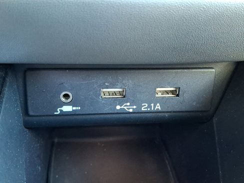 Used 2021 Subaru Outback Premium image 23