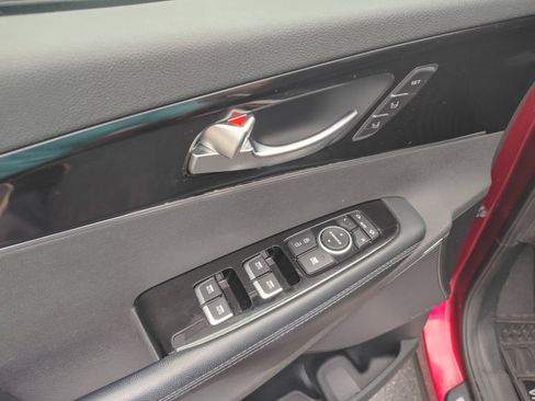 Used 2019 Kia Sorento SX w/ SX Touring Package image 8
