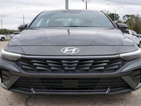 New 2026 Hyundai Elantra SEL Sport Premium FWD image 8