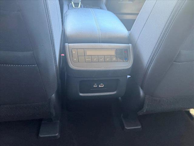 Used 2024 Nissan Pathfinder SV FWD image 18