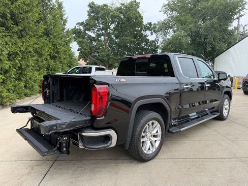 Used 2022 GMC Sierra 1500 SLT w/ SLT Premium Package AWD/4WD image 33