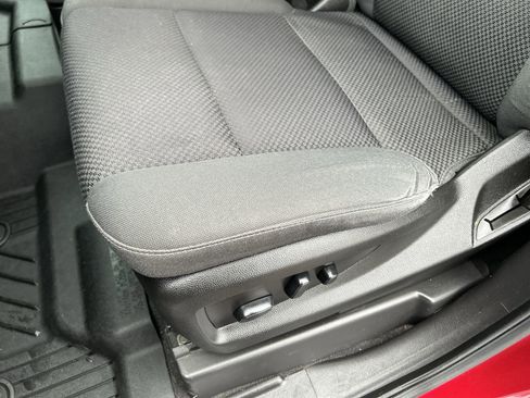 Used 2018 Chevrolet Silverado 1500 LT w/ All Star Edition image 24