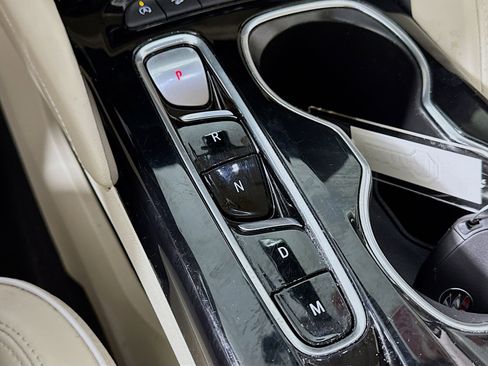 Used 2023 Buick Envision Avenir image 21