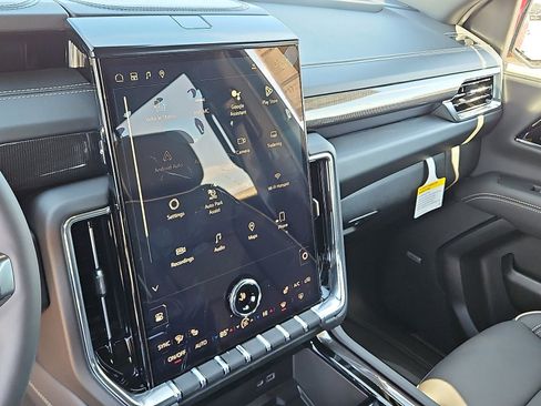 New 2026 GMC Yukon XL Elevation w/ LPO, Floor Liner Package image 19