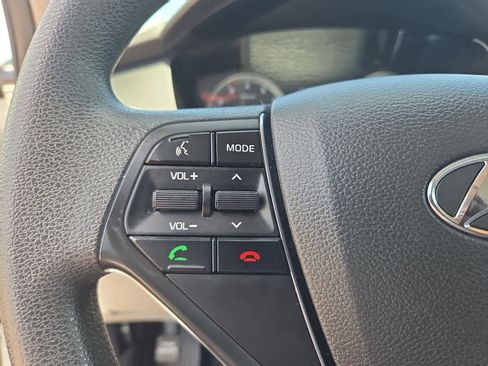 Used 2017 Hyundai Sonata SE FWD image 21