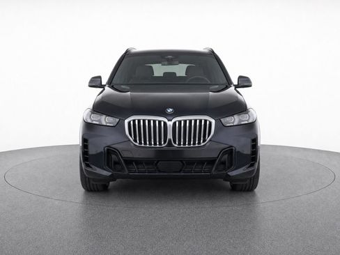 Used 2026 BMW X5 xDrive40i w/ M Sport Package AWD/4WD image 2