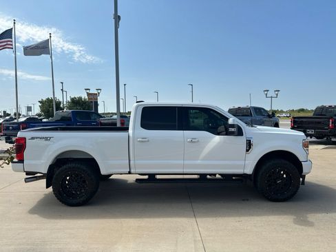 Used 2022 Ford F250 Lariat w/ Lariat Ultimate Package AWD/4WD image 7