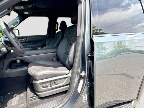 New 2026 Nissan Armada PRO-4X AWD/4WD image 30