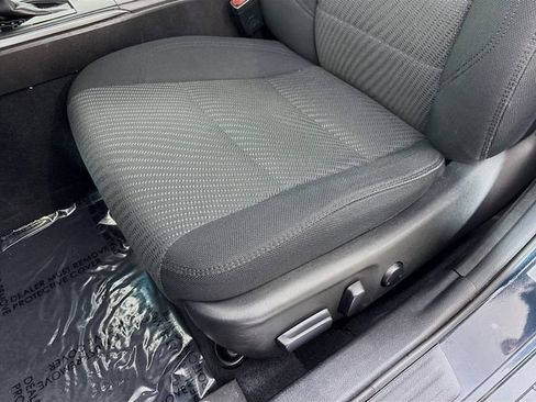 Used 2017 Toyota Camry LE image 17