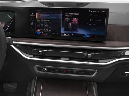 New 2027 BMW X7 xDrive40i w/ M Sport Package AWD/4WD image 7