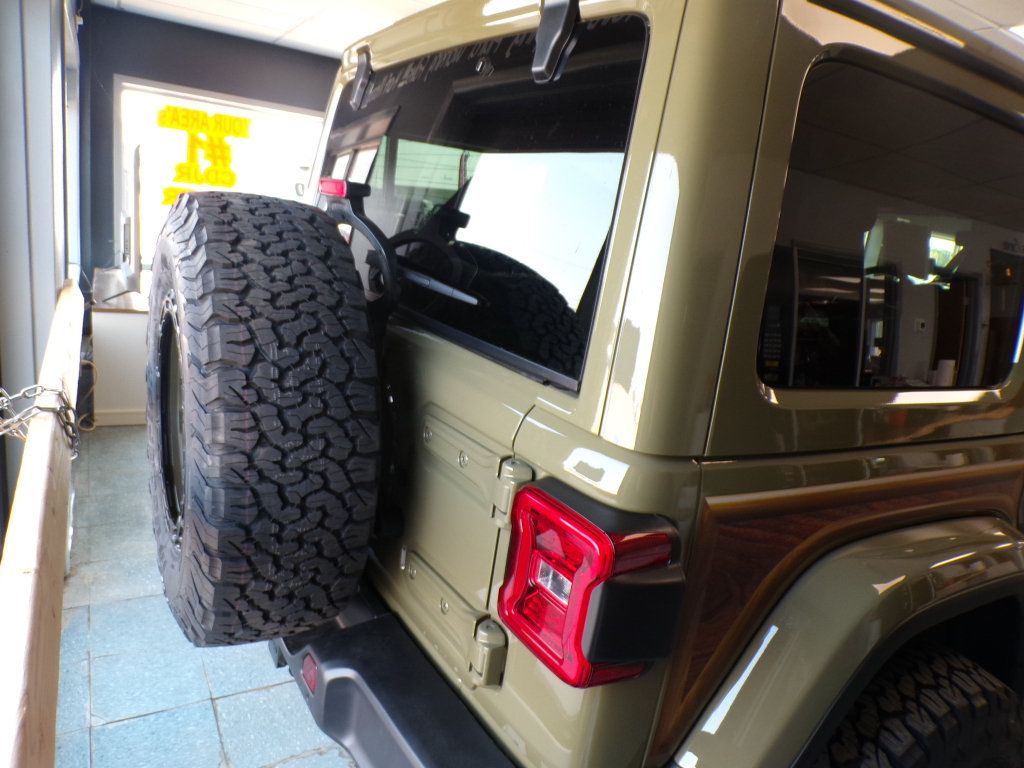 New 2026 Jeep Wrangler Unlimited Sahara AWD/4WD image 9