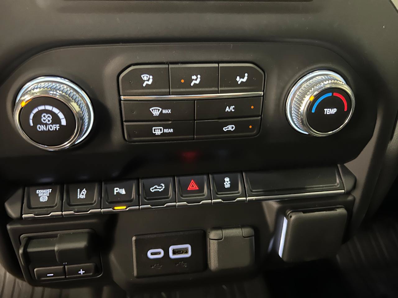 Used 2026 GMC Sierra 3500 Pro w/ 1SA Pro Safety Plus Package AWD/4WD image 54