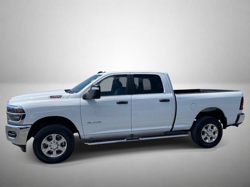 Used 2026 RAM 2500 Big Horn AWD/4WD image 6