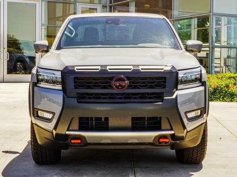 Used 2025 Nissan Frontier Pro-X w/ Pro Convenience Package RWD image 7
