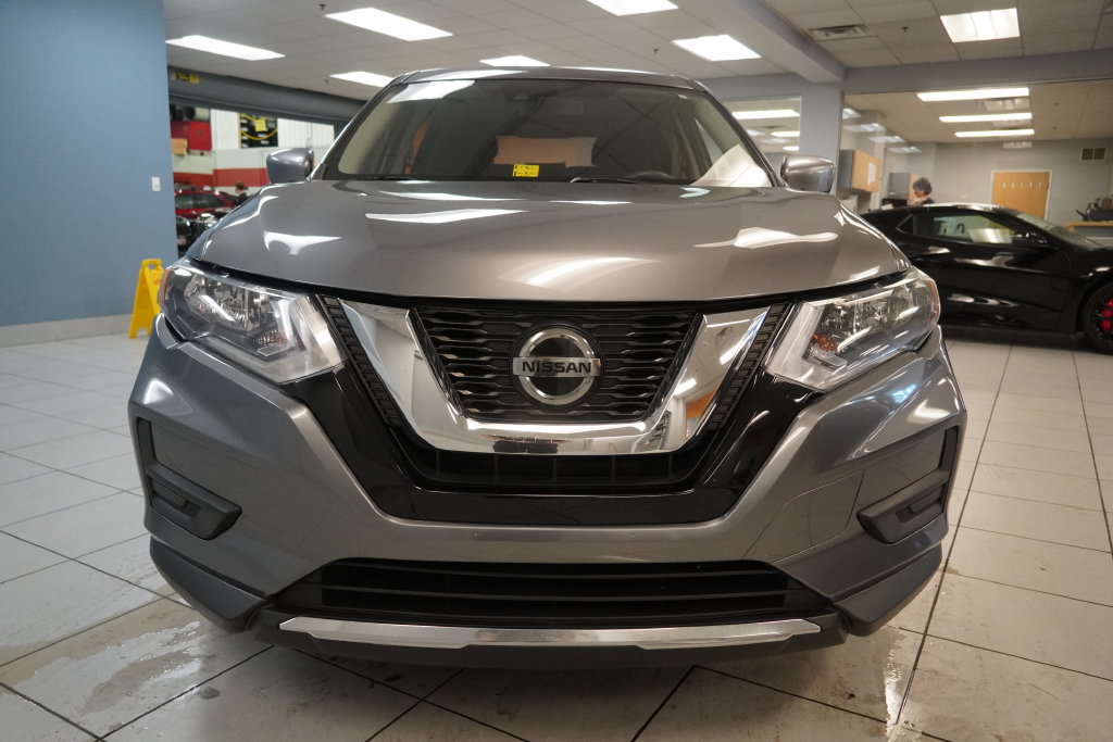 Used 2019 Nissan Rogue S AWD/4WD image 12