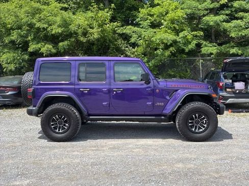 Used 2026 Jeep Wrangler Unlimited Rubicon AWD/4WD image 13