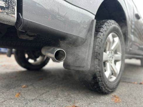 Used 2021 Ford F150 Lariat w/ Equipment Group 502A High image 30