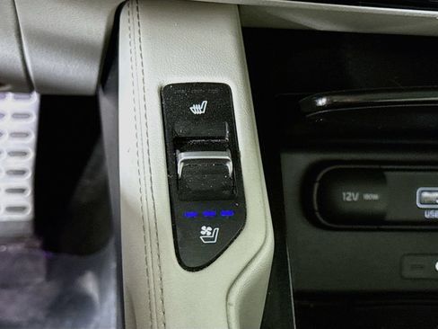 Used 2020 Kia Telluride SX w/ SX Prestige Package AWD/4WD image 11