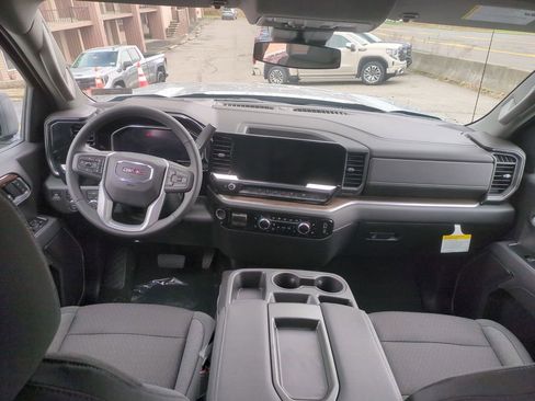 New 2026 GMC Sierra 1500 Elevation image 9