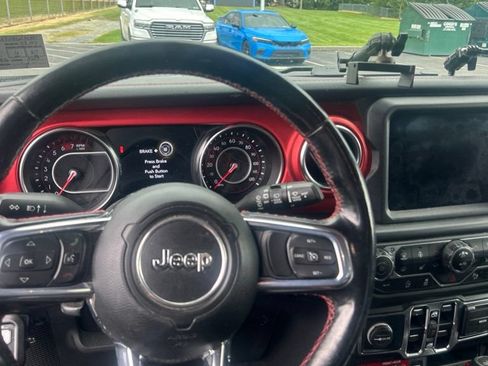 Used 2020 Jeep Wrangler Unlimited Rubicon AWD/4WD image 9