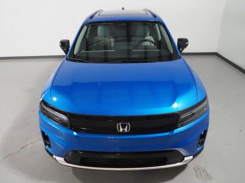 Used 2025 Honda Prologue Touring image 11