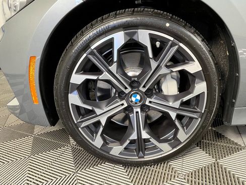 Certified 2025 BMW 330i xDrive Sedan w/ Convenience Package image 14