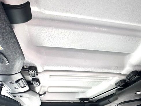 Used 2021 Jeep Gladiator Sport image 29