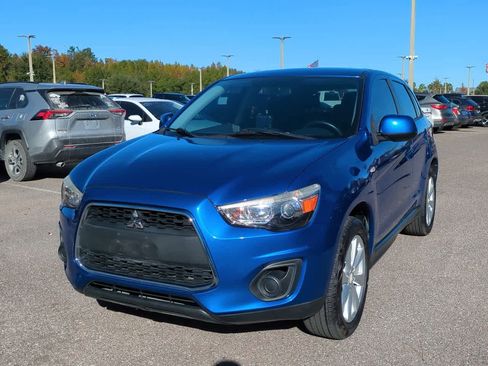 Used 2015 Mitsubishi Outlander Sport ES image 2