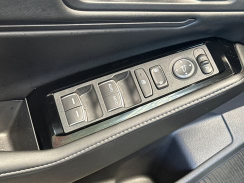 Used 2025 Honda Accord Touring image 14