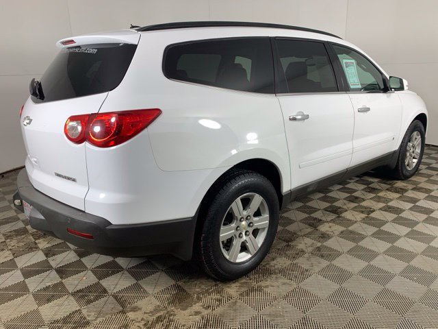Used 2009 Chevrolet Traverse LT AWD/4WD image 16